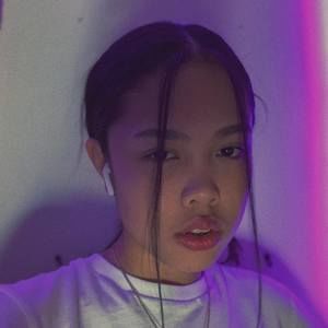 Meet your Posher, Monette